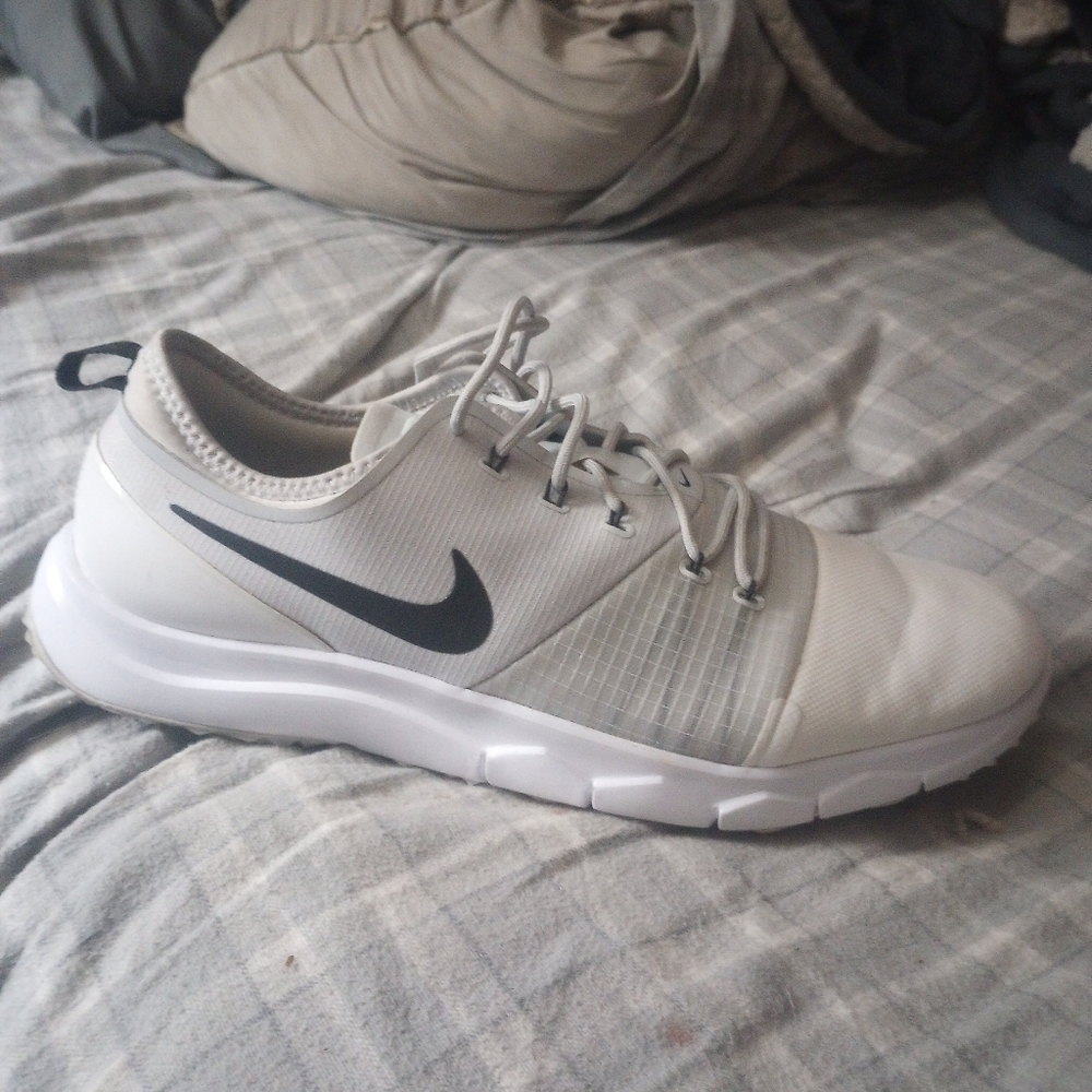 Nike women's golf shoes